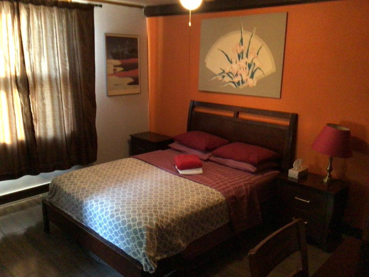 Nisku Guest House Экстерьер фото